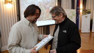 Zagreb, 250313.
Hrvatsko novinarsko drustvo, Perkovceva 2.
U Novinarskom domu odrzana je svecana dodjela nagrada za najbolje hrvatske novinske fotografije.
Zbor fotoreportera Hrvatske izbor najboljih novinskih fotografija organizira vec desetu godinu za r