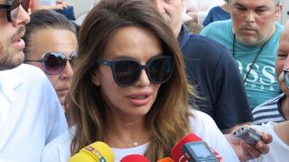 Građani prosvjedom pokušavaju spriječiti ovrhu nad sedmogodišnjim Cesareom Građani prosvjedom pokušavaju spriječiti ovrhu nad sedmogodišnjim Cesareom