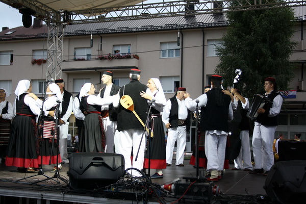 Seoska olimpijada i Smotra folklora u Ličkom Osiku. Foto: Marko Mane Ledenko
