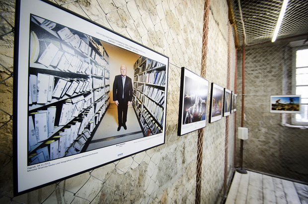 Kneževa palača: Otvorenje izložbe “Hrvatska novinska fotografija 2013.”, Foto: Marin Pitton
