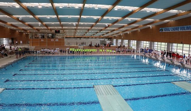 alpe adria zadar skokovi u vodu bazen na visnjiku