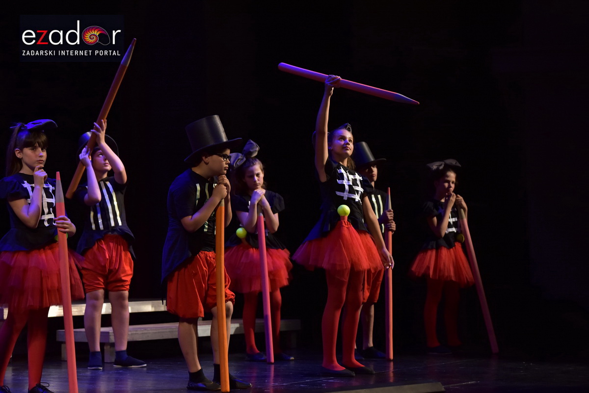 U HNK Zadar održana kazališna revija predstava Udruge “Igrajmo se” U HNK Zadar održana kazališna revija predstava Udruge “Igrajmo se”