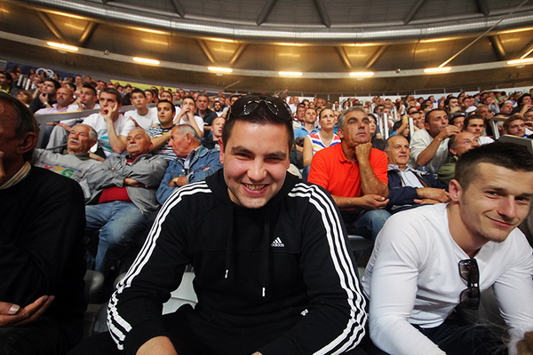 Najbolji navijači na svitu na utakmici Zadar-Cibona, Foto: Mia Čop Najbolji navijači na svitu na utakmici Zadar-Cibona, Foto: Mia Čop