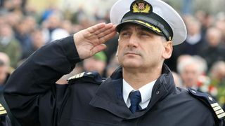 Polaganjem vijenaca na središnjem križu, u Novigradu je obilježena obljetnica pogibije članova HRM-a i Druge gardijske brigade za vrijeme akcije Maslenica. Photo: Dino Stanin/PIXSELL Polaganjem vijenaca na središnjem križu, u Novigradu je obilježena obljetnica pogibije članova HRM-a i Druge gardijske brigade za vrijeme akcije Maslenica. Photo: Dino Stanin/PIXSELL