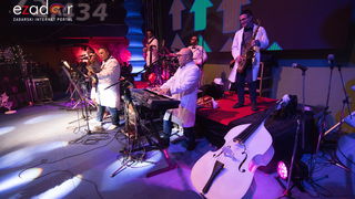 Ludnica u Saturnusu: Najbolji doček u svemiru i šire Ludnica u Saturnusu: Najbolji doček u svemiru i šire