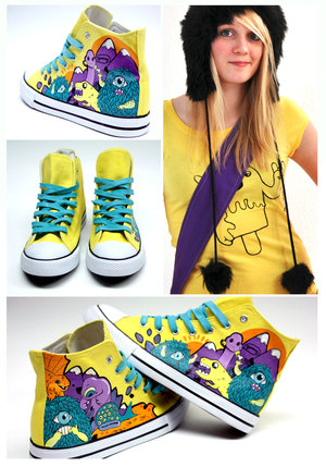 Ručno oslikana odjeća i obuća (bobsmade.deviantart.com)