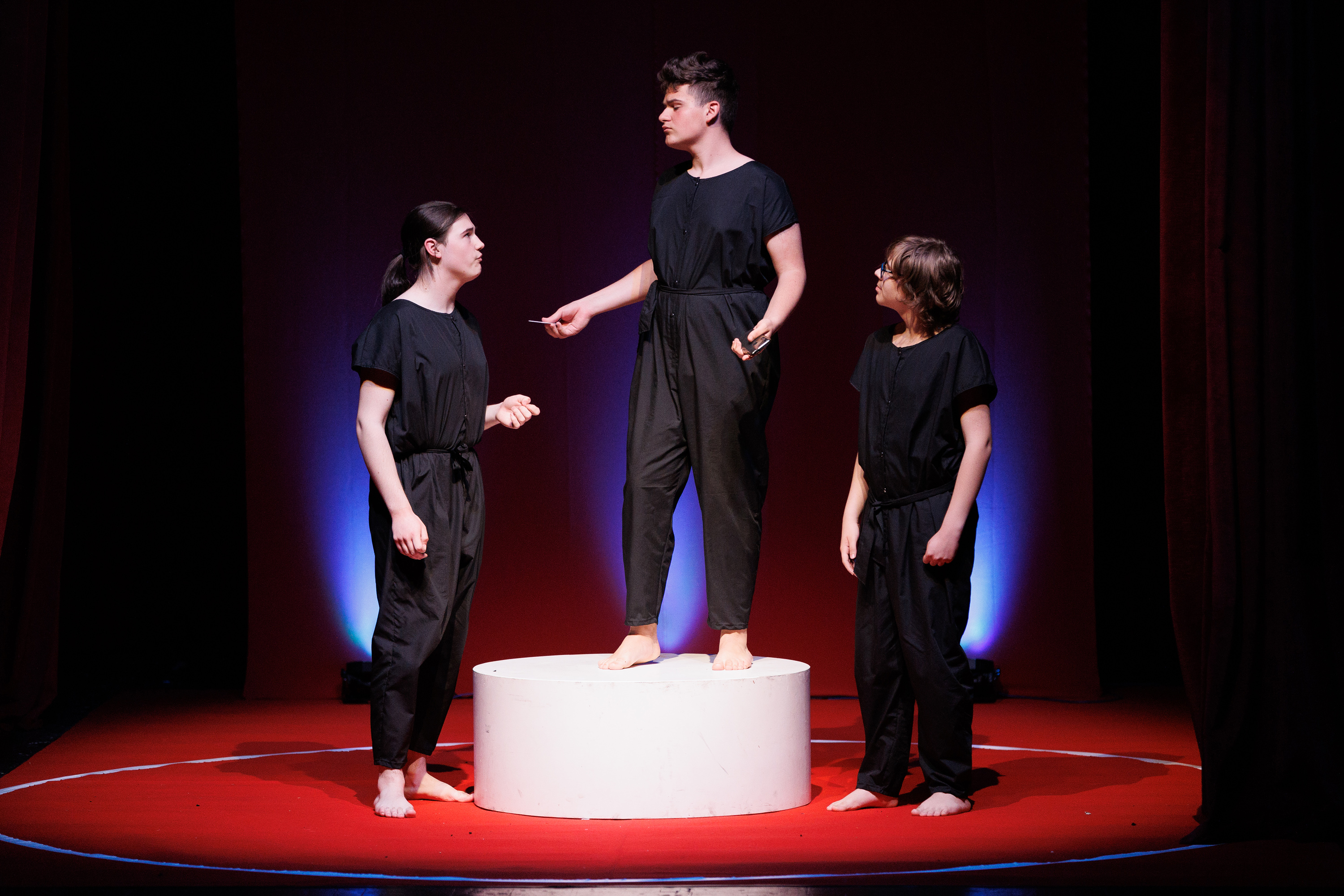 Igrajmo se: Zabranjeno mlađima od 15 strana A