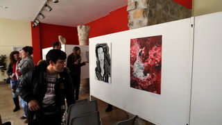 Zadar, 090413.
Narodni muzej, Poluotok. Zupanijska smotra Art dizajn ucenika srednjih skola Zadarske zupanije. Tema ovogodisnje smotre je: Amor vincit omnia (Ljubav sve pobjedjuje). Na smotri sudjeluje 8 srednjih skola Zadarske zupanije, a izlozeno je ok Zadar, 090413.
Narodni muzej, Poluotok. Zupanijska smotra Art dizajn ucenika srednjih skola Zadarske zupanije. Tema ovogodisnje smotre je: Amor vincit omnia (Ljubav sve pobjedjuje). Na smotri sudjeluje 8 srednjih skola Zadarske zupanije, a izlozeno je ok