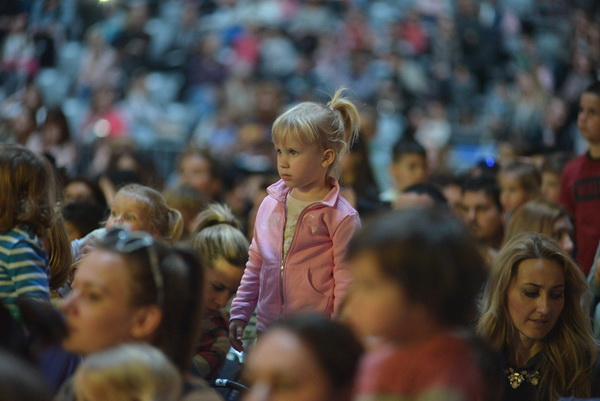 Predstava “Maša i Medvjed” moskovskog Dječjeg kazališta oduševila zadarske mališane Predstava “Maša i Medvjed” moskovskog Dječjeg kazališta oduševila zadarske mališane