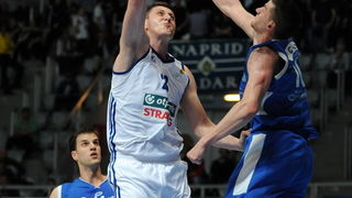 Zadar, 130413.Dvorana Kresimira Cosica. 5. kolo A1 kosarkaske lige za prvaka izmedju KK Zadar i KK Kvarner.Na fotografiji: detalj s utakmice; Nurkic (23), Skific (11).Foto: Luka Gerlanc / CROPIX Zadar, 130413.Dvorana Kresimira Cosica. 5. kolo A1 kosarkaske lige za prvaka izmedju KK Zadar i KK Kvarner.Na fotografiji: detalj s utakmice; Nurkic (23), Skific (11).Foto: Luka Gerlanc / CROPIX