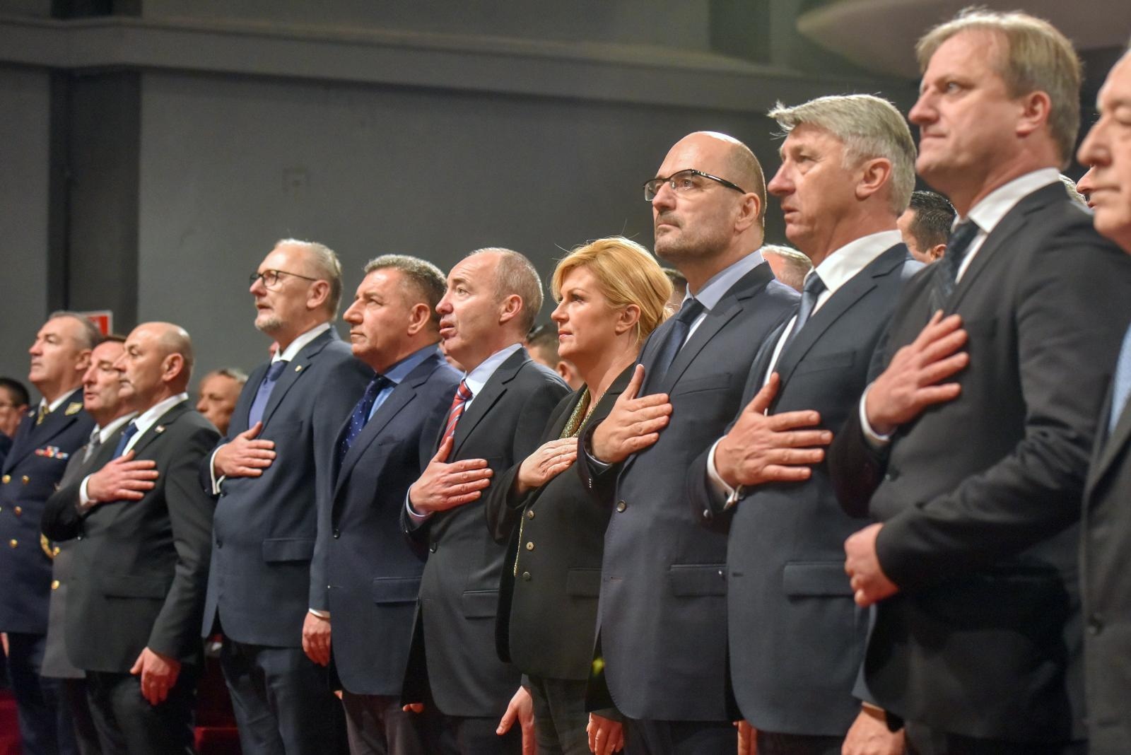 HNK Zadar: Svečana akademija u sklopu 25. obljetnice vojno-redarstvene operacije Maslenica ’93 HNK Zadar: Svečana akademija u sklopu 25. obljetnice vojno-redarstvene operacije Maslenica ’93