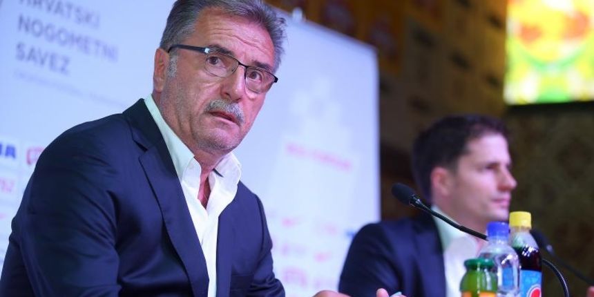 21.09.2015.,Zagreb – Konferencija za novinare Ante Cacica, novog izbornika hrvatske nogometne reprezentacije. Photo: Jurica Galoic/PIXSELL 21.09.2015.,Zagreb – Konferencija za novinare Ante Cacica, novog izbornika hrvatske nogometne reprezentacije. Photo: Jurica Galoic/PIXSELL