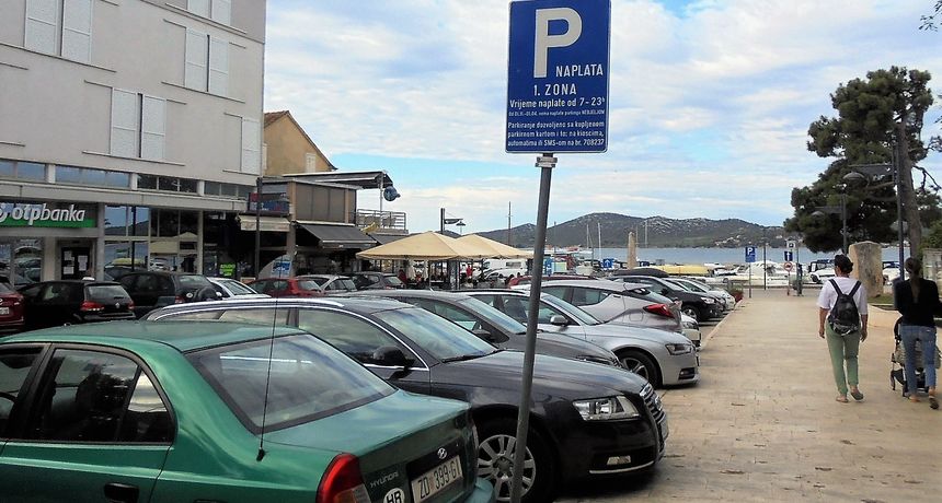 Biograd – parking, promet Biograd – parking, promet