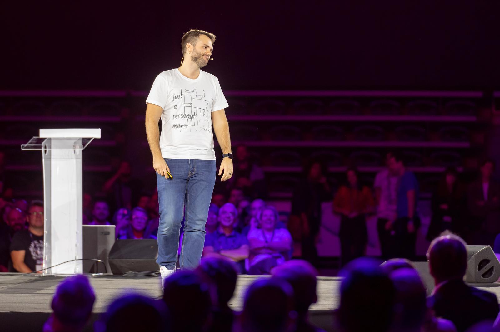 UREĐIVANJE GALERIJE: Međunarodna konferencija Infobip Shift počela na Višnjiku UREĐIVANJE GALERIJE: Međunarodna konferencija Infobip Shift počela na Višnjiku