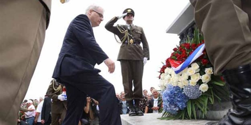 Josipović u Donjem Srbu (FOTO: V. Ivanov, Cropix) Josipović u Donjem Srbu (FOTO: V. Ivanov, Cropix)