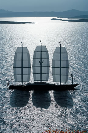 Malteški sokol – Najveća superjahta na svijetu (Foto: Andfunforall.blogspot.com) Malteški sokol – Najveća superjahta na svijetu (Foto: Andfunforall.blogspot.com)