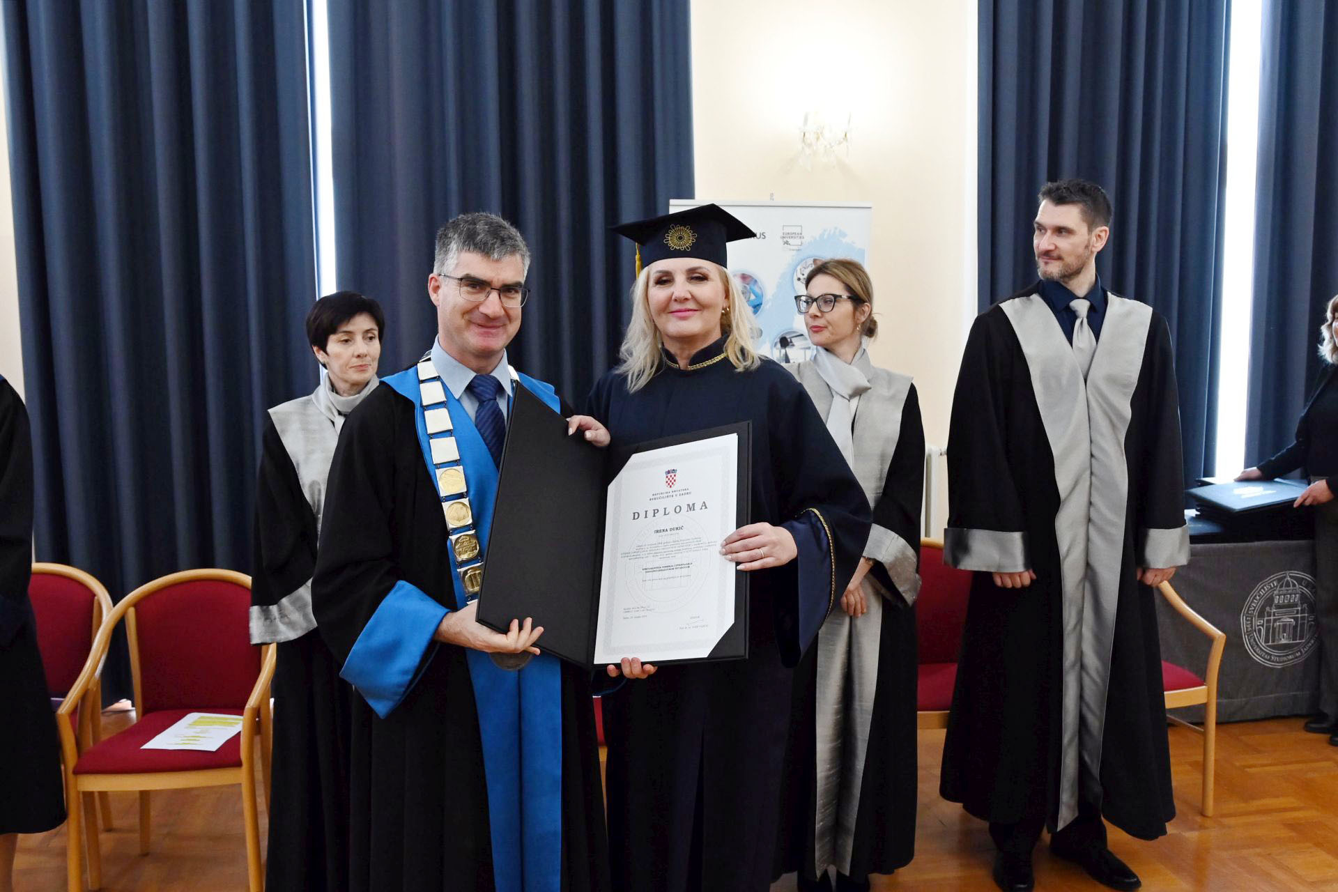 Svečana promocija 28 doktorica i doktora znanosti i 4 specijalistice Svečana promocija 28 doktorica i doktora znanosti i 4 specijalistice