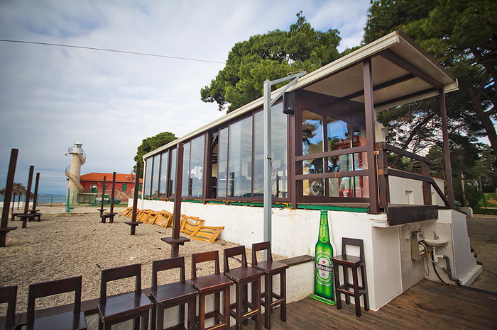 Bamboo Coffe & Lounge Bar na Puntamici, Foto: Saša Čuka Bamboo Coffe & Lounge Bar na Puntamici, Foto: Saša Čuka