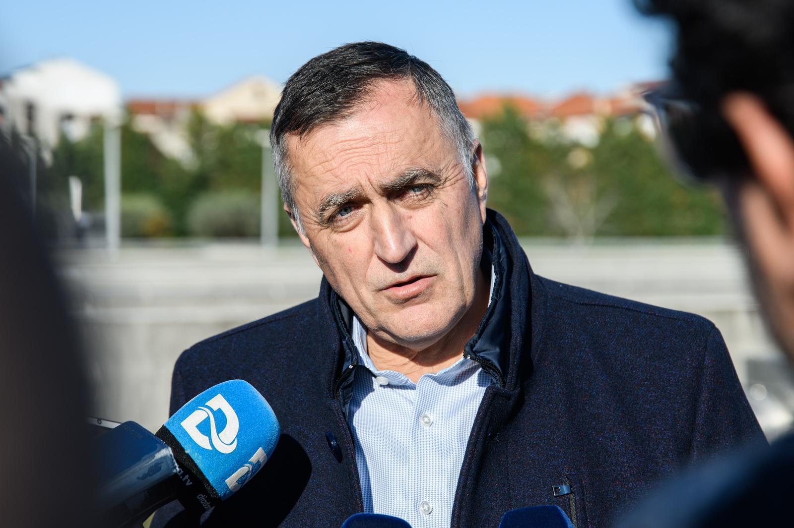Gradonačelnik Dukić sa suradnicima posjetio gradilište aglomeracije Zadar-Petrčane