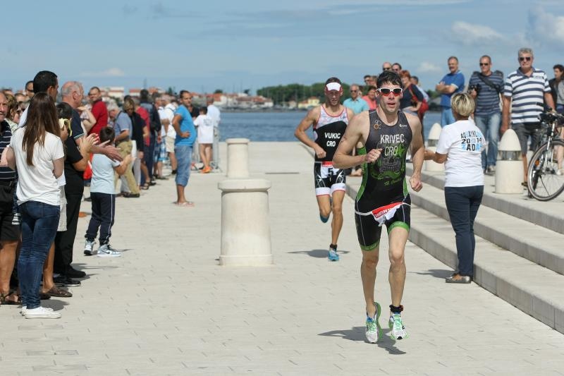 Na rivi je odrzan Zadarski aquathlon 2014. Odrzana su tri programa: prvenstvo Hrvatske u klasicnom akvatlonu: 1000m plivanje/5000 m trcanje, prvenstvo grada Zadra 500m plivanje/2500 m trcanje te akvatlon za djecu. Photo: Dino Stanin/PIXSELL Na rivi je odrzan Zadarski aquathlon 2014. Odrzana su tri programa: prvenstvo Hrvatske u klasicnom akvatlonu: 1000m plivanje/5000 m trcanje, prvenstvo grada Zadra 500m plivanje/2500 m trcanje te akvatlon za djecu. Photo: Dino Stanin/PIXSELL