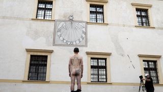 Siniša Labrović: Performans “Poštovani gospodine predsjedniče, možete me poljubiti u guzicu” Siniša Labrović: Performans “Poštovani gospodine predsjedniče, možete me poljubiti u guzicu”