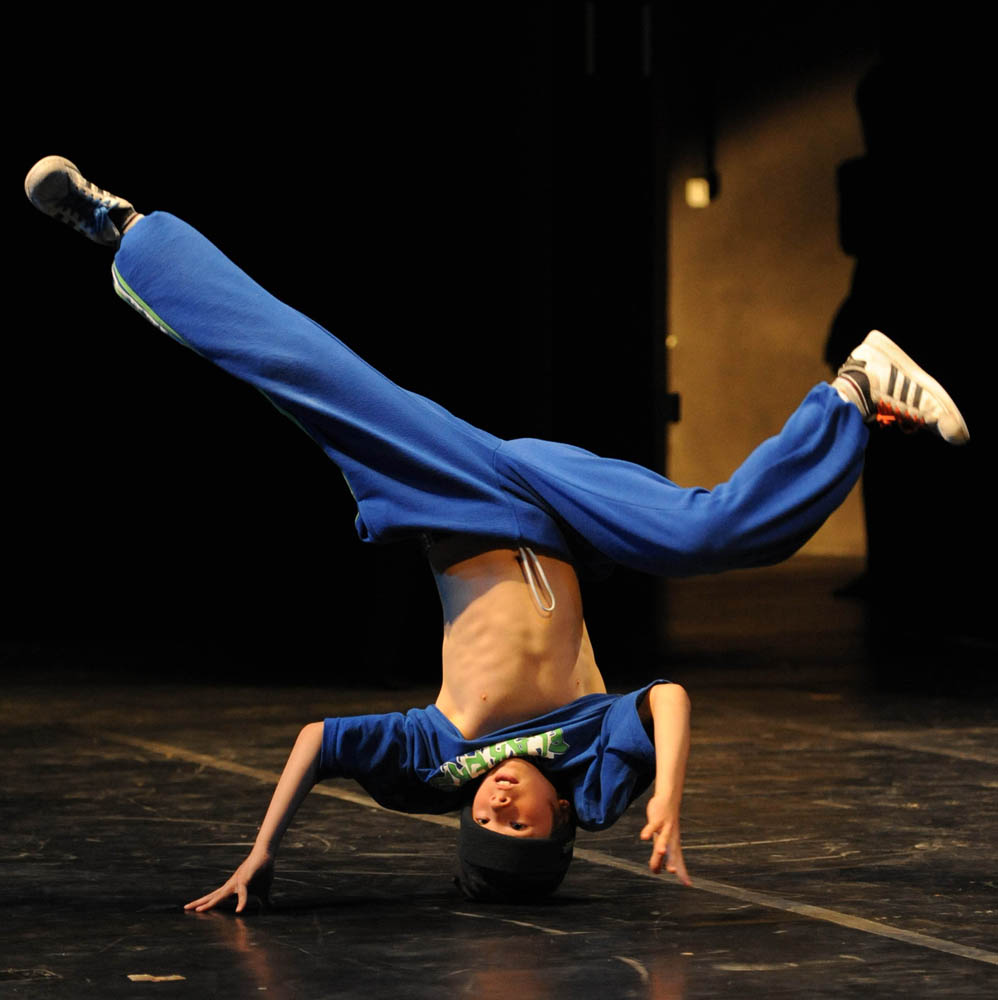 Zadar, 12.5.2012. snimio: Nenad Marčev
1. Zadarski plesni festival
(In memoriam Nives Šimatović-Predovan)
Dvorana Kazališta lutaka Zadar Zadar, 12.5.2012. snimio: Nenad Marčev
1. Zadarski plesni festival
(In memoriam Nives Šimatović-Predovan)
Dvorana Kazališta lutaka Zadar