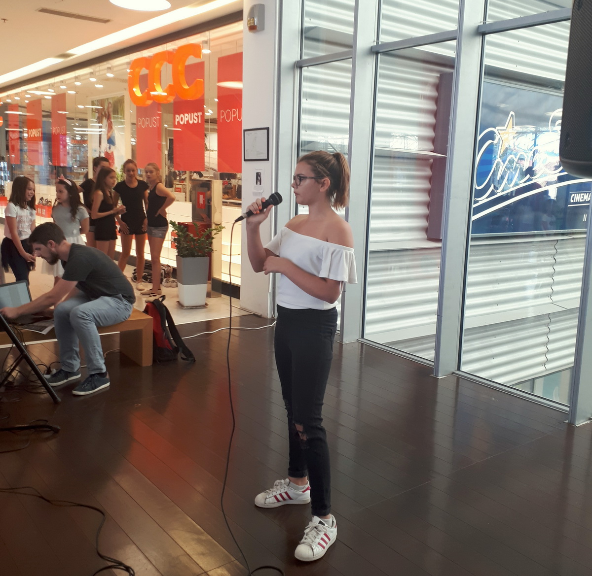 Pjevačko natjecanje “Golden Voice” u City Galleriji Pjevačko natjecanje “Golden Voice” u City Galleriji