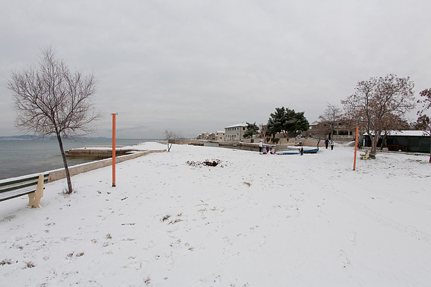 Snijeg u Bibinjama 3. veljače 2012, Foto: Leo Banić