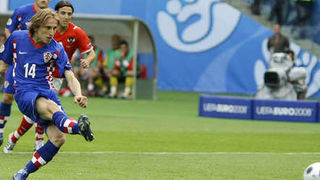 Luka Modrić, Austrija-Hrvatska 0-1 Luka Modrić, Austrija-Hrvatska 0-1