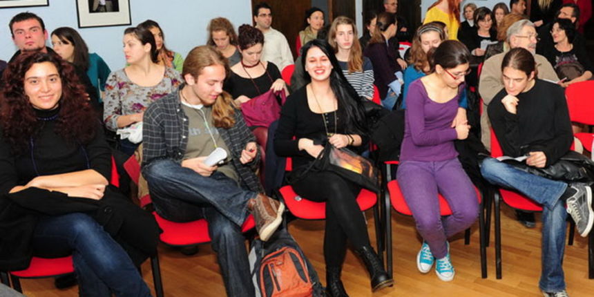 Mladi gitarist Petrit Ceku u HNK Zadar Mladi gitarist Petrit Ceku u HNK Zadar