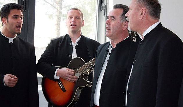 Umijeće izrade i kultura odijevanja dalmatinskog veštita novo je zaštićeno nematerijalno kulturno dobro upisano u Registar kulturnih dobara RH, izvijestilo je Ministarstvo kulture i medija. koporan