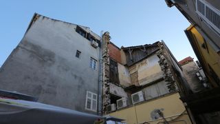 06.11.2013., Zadar – Dotrajale fasade na zgradama u centru grada. Photo: Filip Brala/PIXSELL 06.11.2013., Zadar – Dotrajale fasade na zgradama u centru grada. Photo: Filip Brala/PIXSELL