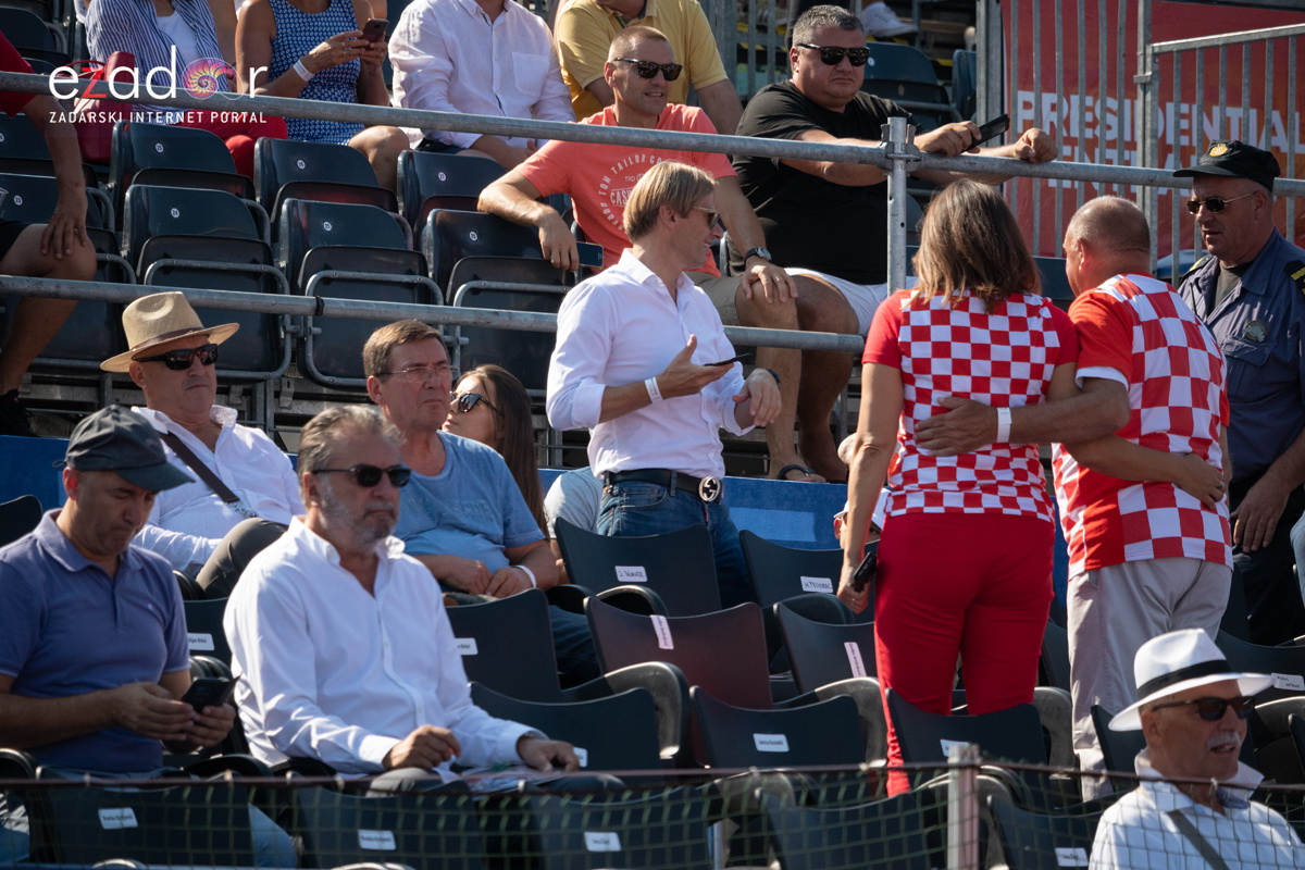 Davis Cup: Vruća navijačka atmosfera u meču Ćilića i Querreya