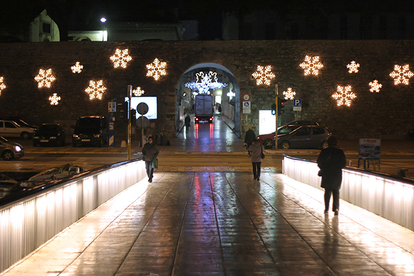 Božićni ukrasi u Zadru Božićni ukrasi u Zadru