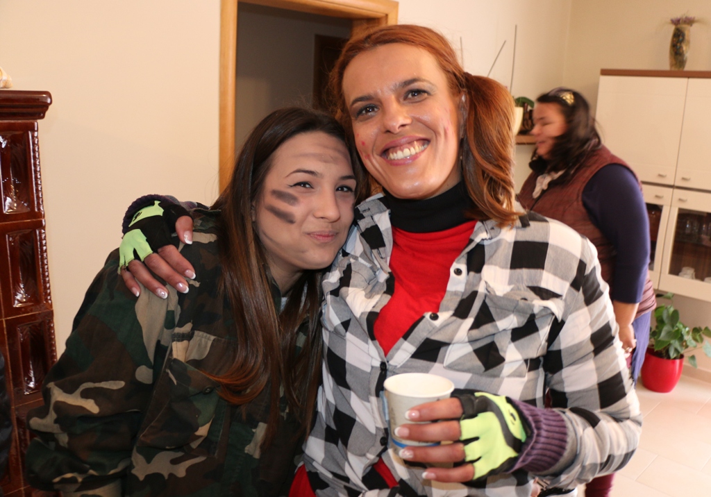 Virske maškare: Nedjelja u znaku zvijezdice Meri, Tota i Tempo Banda