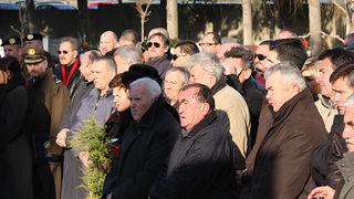 Image 1040193 (auto)