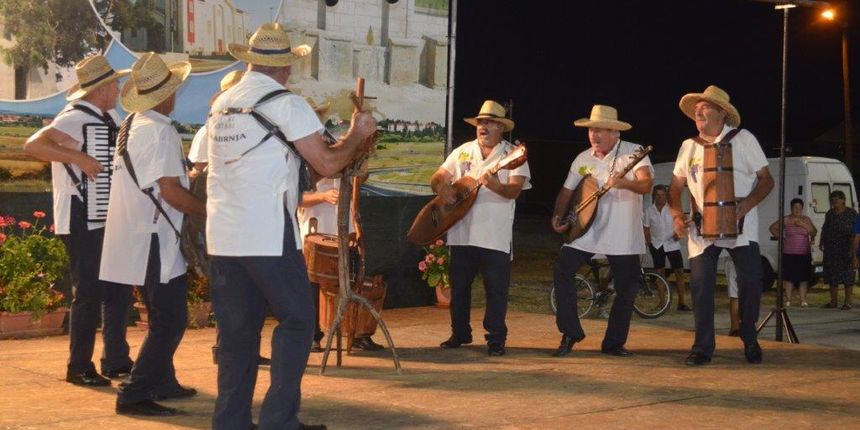 “Dođi diko u Kotare ravne” – Zemunik 2015 “Dođi diko u Kotare ravne” – Zemunik 2015