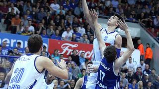 Zagreb – 7. kolo A-1 lige za prvaka, KK Cibona – KK Zadar 82-66. Photo: Goran Stanzl/PIXSELL Zagreb – 7. kolo A-1 lige za prvaka, KK Cibona – KK Zadar 82-66. Photo: Goran Stanzl/PIXSELL