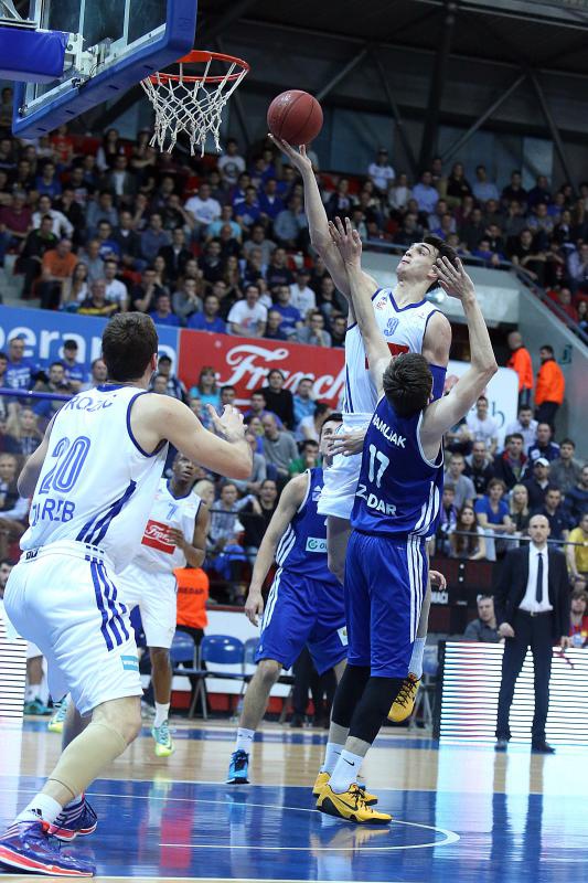 Zagreb – 7. kolo A-1 lige za prvaka, KK Cibona – KK Zadar 82-66. Photo: Goran Stanzl/PIXSELL Zagreb – 7. kolo A-1 lige za prvaka, KK Cibona – KK Zadar 82-66. Photo: Goran Stanzl/PIXSELL