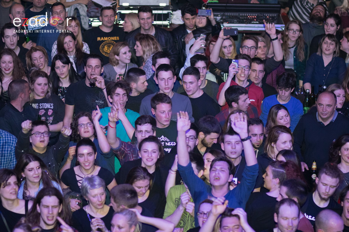 Hladno pivo @ Arsenal Zadar Hladno pivo @ Arsenal Zadar