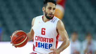 Arena Zagreb, Zagreb – Pripremni turnir za EuroBasket 2015., Hrvatska – BiH. Photo: Igor Kralj i Marko Lukunic/PIXSELL Arena Zagreb, Zagreb – Pripremni turnir za EuroBasket 2015., Hrvatska – BiH. Photo: Igor Kralj i Marko Lukunic/PIXSELL