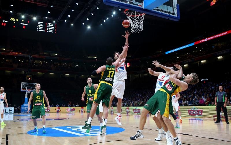 Lille, stadion Pierre Mauroy – Finale EuroBasketa 2015, Španjolska – Litva 80-63. Photo: Igor Kralj/PIXSELL Lille, stadion Pierre Mauroy – Finale EuroBasketa 2015, Španjolska – Litva 80-63. Photo: Igor Kralj/PIXSELL