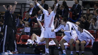 Zaragoza, Spanjolska, 230113.
Gradska dvorana Principe Felipe.
Svjetsko prvenstvo u rukometu za muskarce Spanjolska 2013.
Utakmica cetvrtfinala izmedju reprezentacija Hrvatske i Francuske.
Na fotografiji: slavlje hrvatskih igraca nakon pobjede.
Foto: Ante Zaragoza, Spanjolska, 230113.
Gradska dvorana Principe Felipe.
Svjetsko prvenstvo u rukometu za muskarce Spanjolska 2013.
Utakmica cetvrtfinala izmedju reprezentacija Hrvatske i Francuske.
Na fotografiji: slavlje hrvatskih igraca nakon pobjede.
Foto: Ante