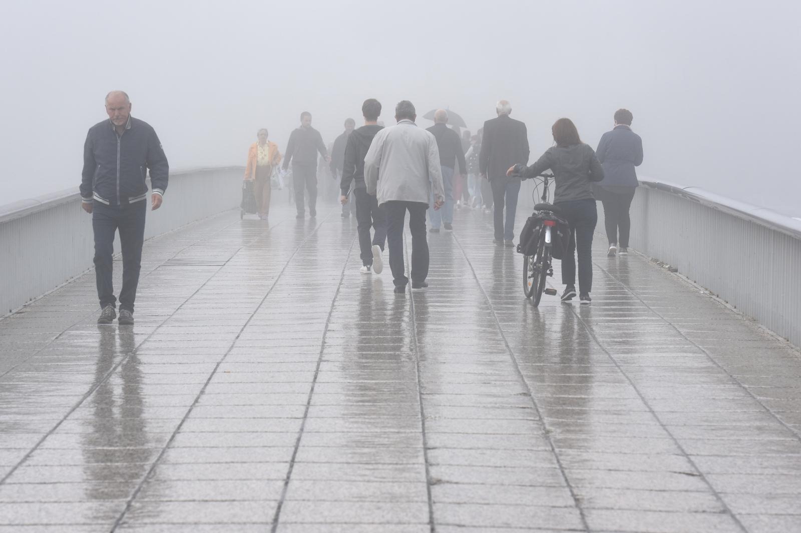 Zadrane jutros dočekala gusta magla