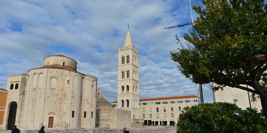 Otvoreno klizalište na Forumu Otvoreno klizalište na Forumu