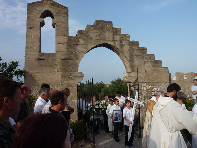 Tkon: Posljednji ispraćaj malenog anđela, Roka Ugrinića 7. lipnja 2011.