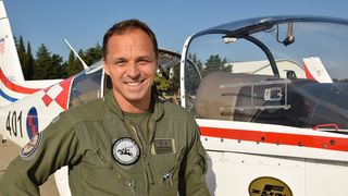 U vojarni “Pukovnik Mirko Vukušić” u Zemuniku započela je letačka obuka za mađarske pilote U vojarni “Pukovnik Mirko Vukušić” u Zemuniku započela je letačka obuka za mađarske pilote