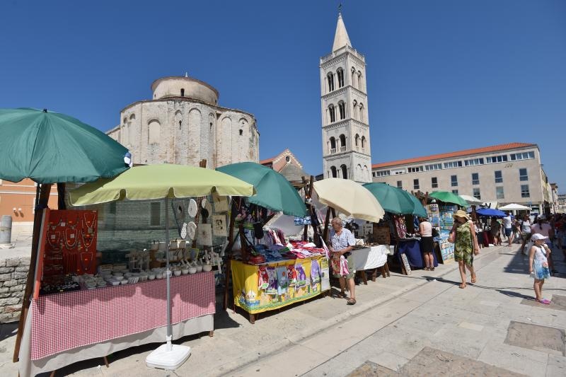 Sajam “Proizvodi hrvatskog sela” na zadarskom Forumu. Foto: Dino Stanin/PIXSELL