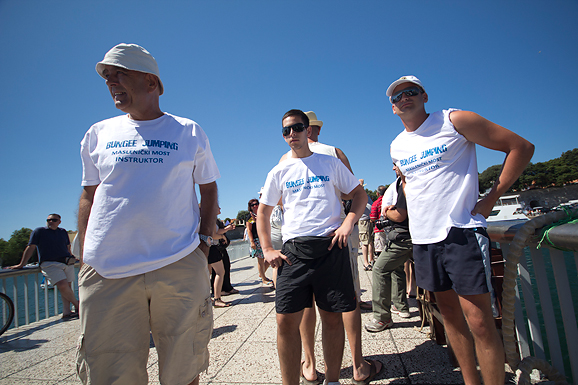 Milenijski skok KUD-a Bleke i konji (foto:Saša Čuka) Milenijski skok KUD-a Bleke i konji (foto:Saša Čuka)