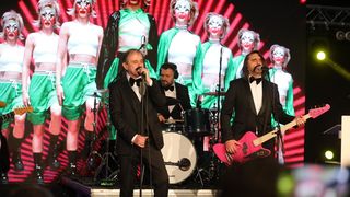 Let 3 nastupio na svečanom obilježavanju 50. obljetnice Sveučilišta u Rijeci Let 3 nastupio na svečanom obilježavanju 50. obljetnice Sveučilišta u Rijeci